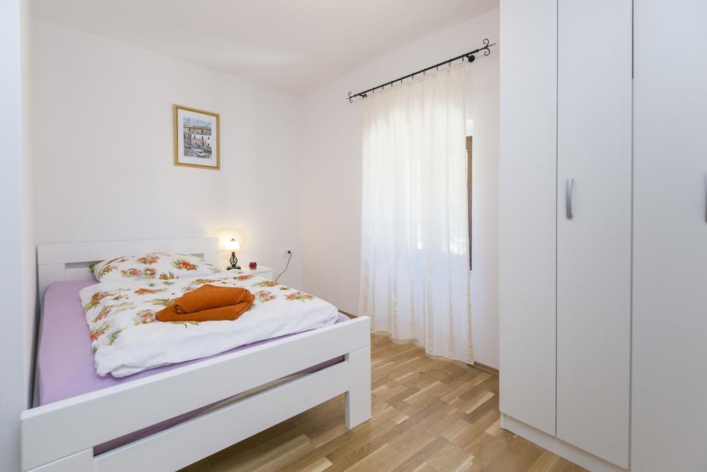 Haus In Istrien Direkt Am Meer Plomin Esterno foto