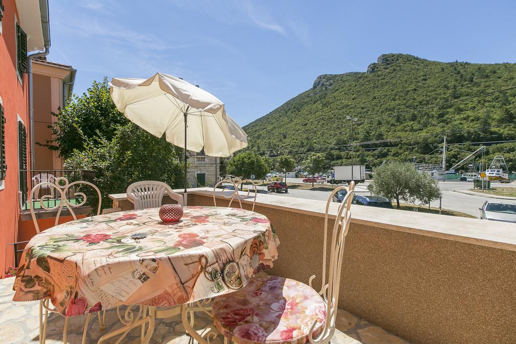 Haus In Istrien Direkt Am Meer Plomin Esterno foto